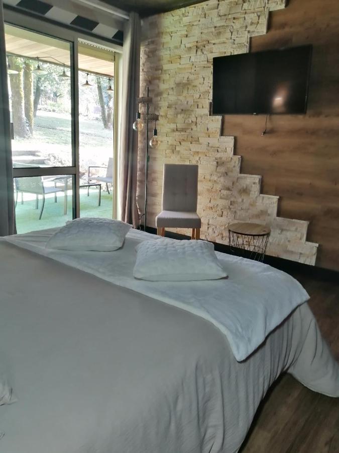 Lapausedegout Piscine Chambres Climatisees Jacuzzi Terrasse Lachapelle-Auzac ภายนอก รูปภาพ