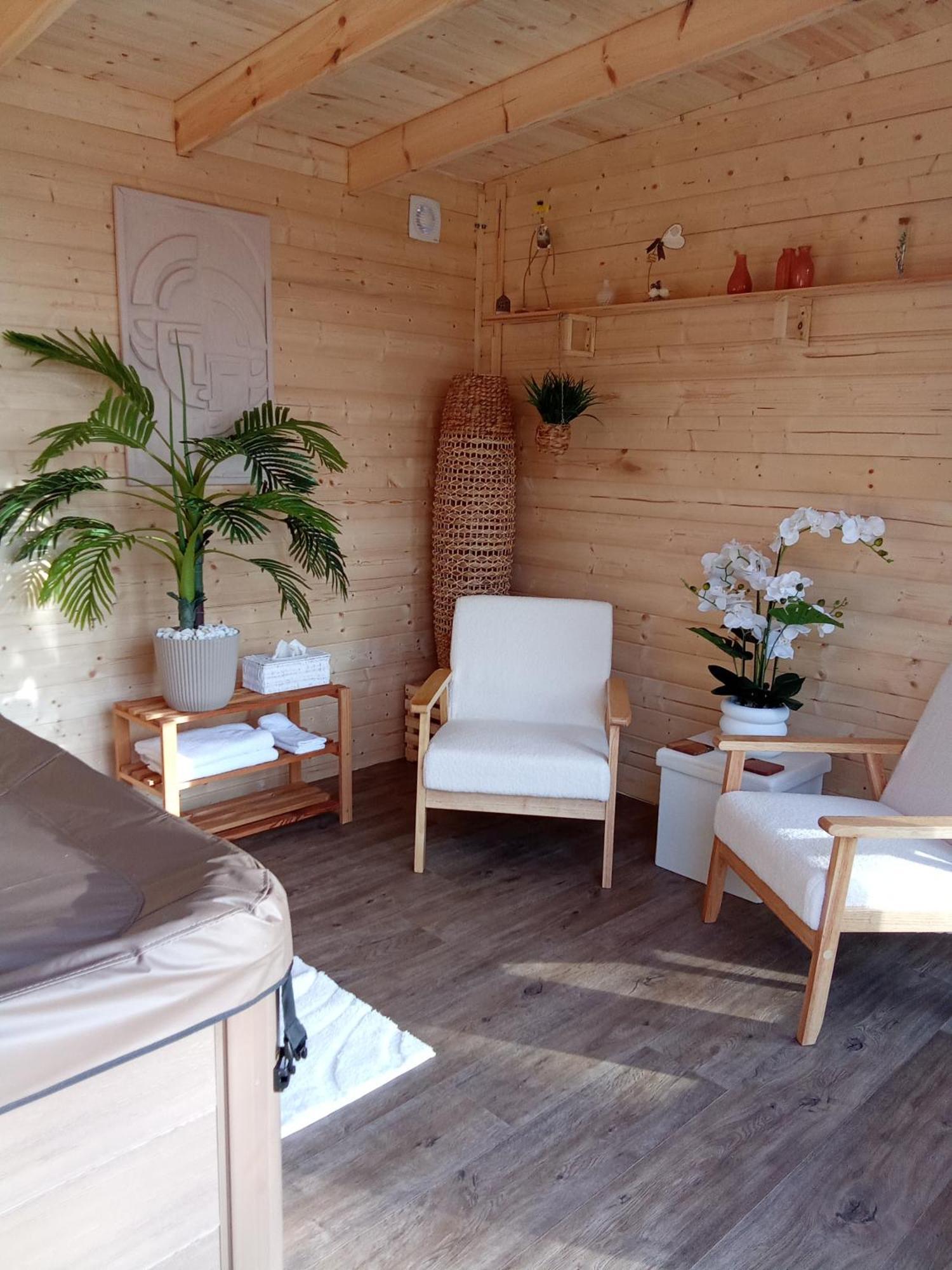 Lapausedegout Piscine Chambres Climatisees Jacuzzi Terrasse Lachapelle-Auzac ภายนอก รูปภาพ